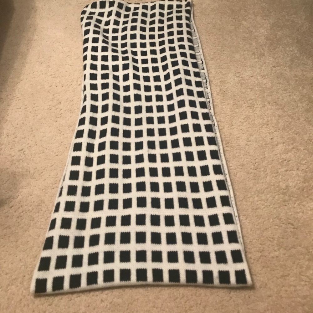 JCrew Infinity Scart